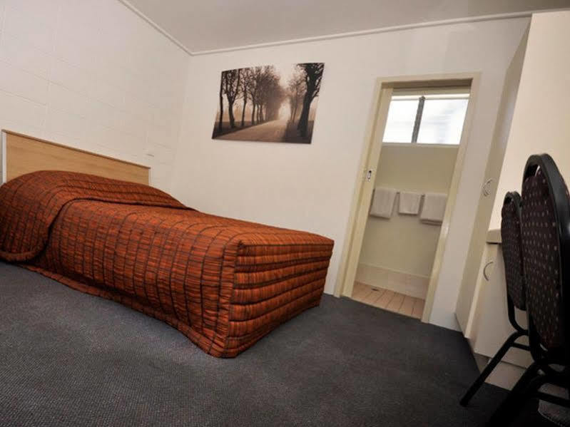 Gladstone Cbd Motel 외부 사진